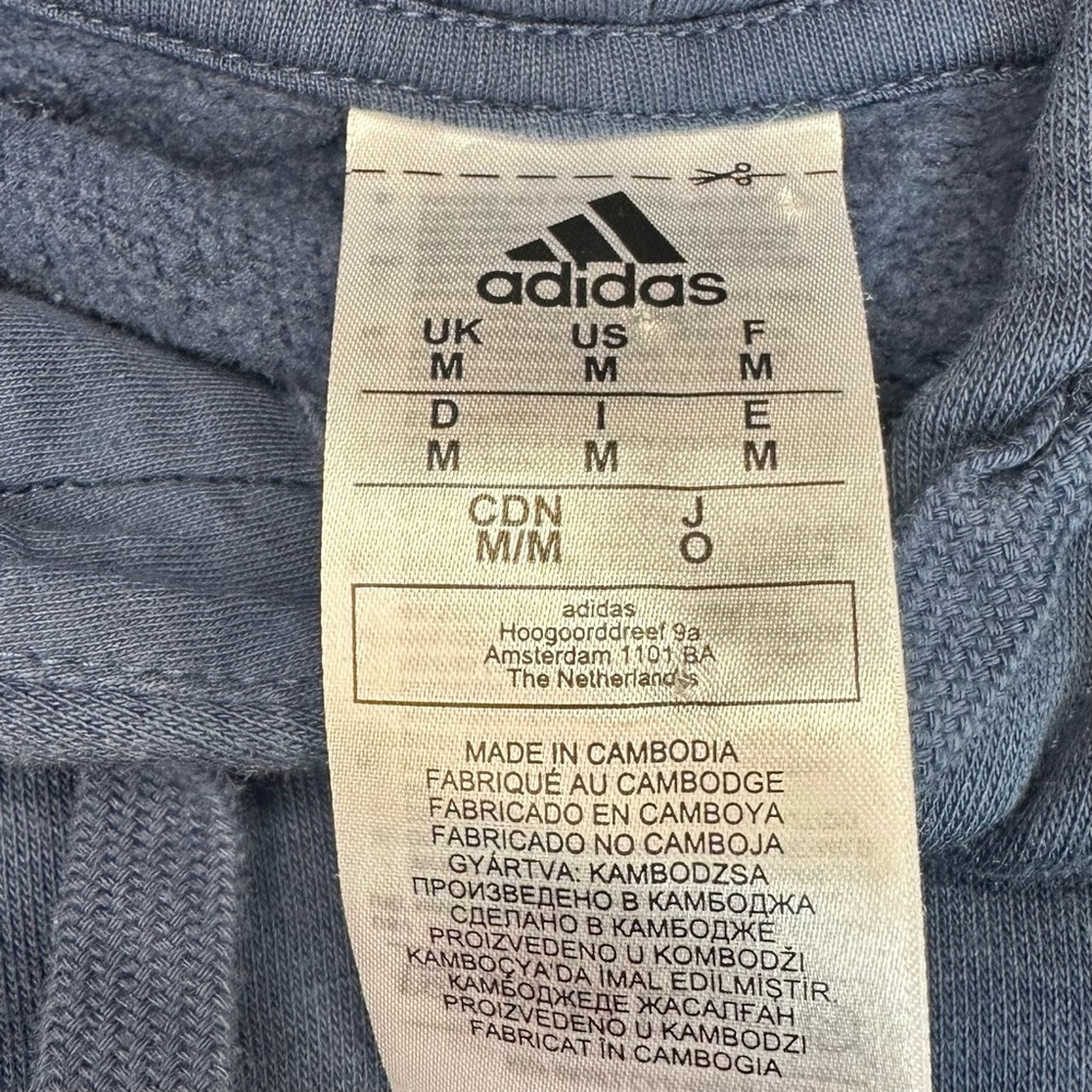Adidas Men’s Navy Blue Hoodie Sz M Logo Front 3 Stripes Sleeve Kangaroo Pocket - Picture 5 of 8